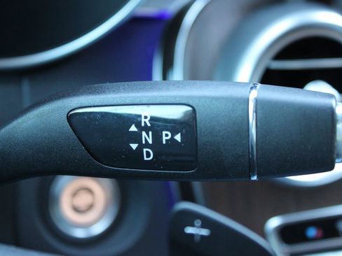 Used 2022 Mercedes-Benz GLC 300 GLC 300 image 28