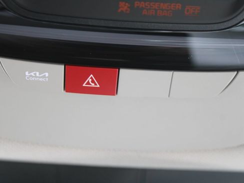 Used 2024 Kia Sorento SX FWD image 64