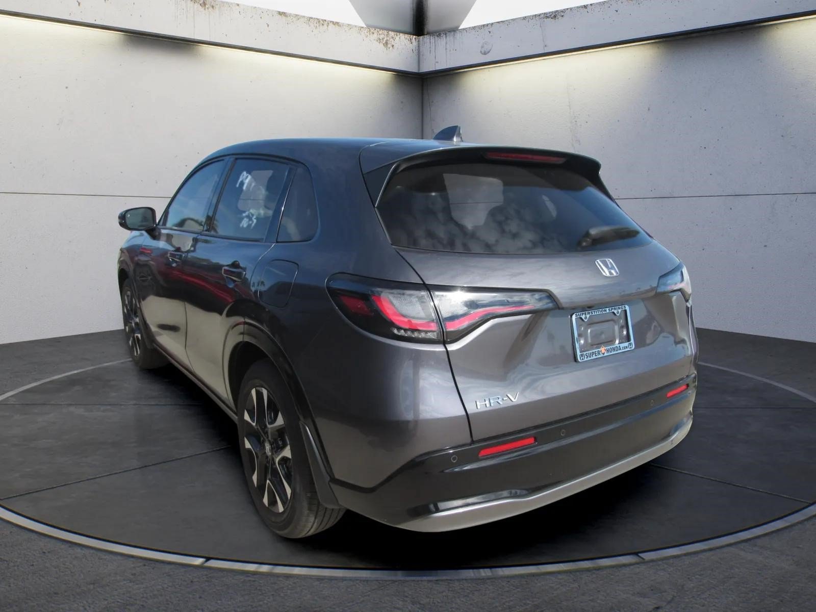 Used 2026 Honda HR-V EX-L image 4