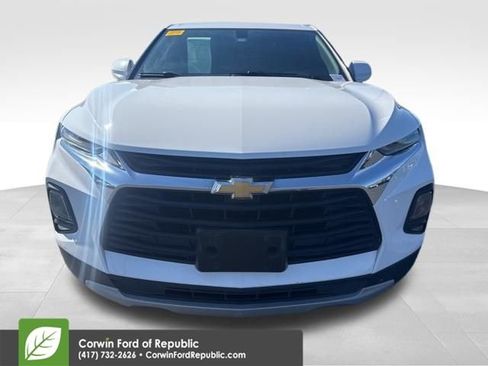 Used 2020 Chevrolet Blazer LT image 2