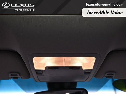 Used 2017 Toyota Avalon Touring image 25