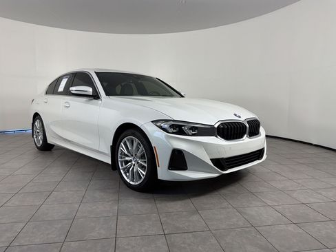 Used 2024 BMW 330i xDrive Sedan AWD/4WD image 7