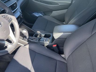 Used 2019 Hyundai Tucson SE