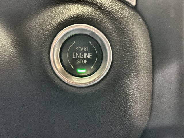 Used 2019 GMC Sierra 1500 SLT w/ SLT Premium Plus Package AWD/4WD image 17