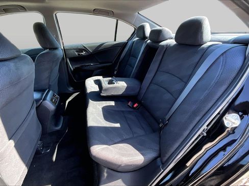 Used 2017 Honda Accord EX image 26