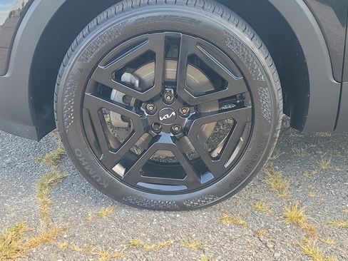 Used 2024 Kia Telluride EX X-Line AWD/4WD image 12