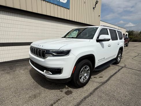 Used 2022 Jeep Wagoneer Series I w/ Convenience Group I image 3