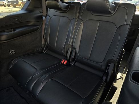 Used 2022 Jeep Grand Cherokee L Overland w/ Luxury Tech Group IV image 30