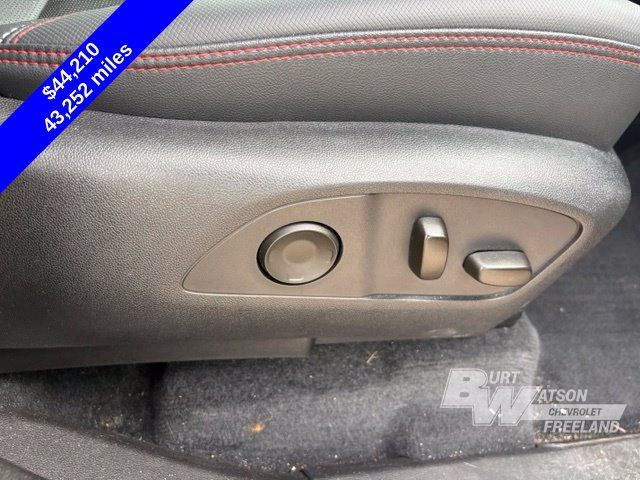 Used 2024 Chevrolet Traverse RS w/ LPO, Floor Liner Package AWD/4WD image 32