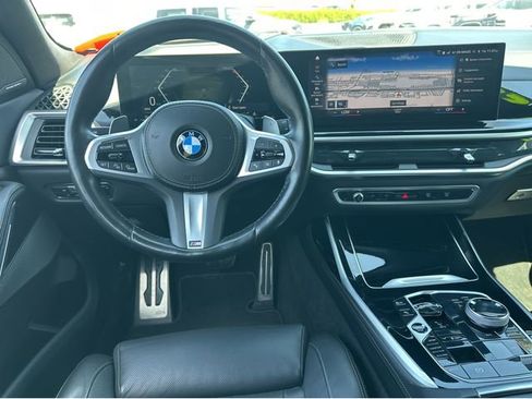Used 2023 BMW X7 xDrive40i w/ Executive Package AWD/4WD image 5