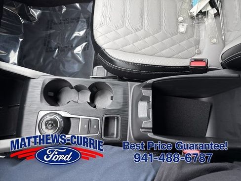 Certified 2024 Ford Escape SE w/ PHEV Premium Package FWD image 21