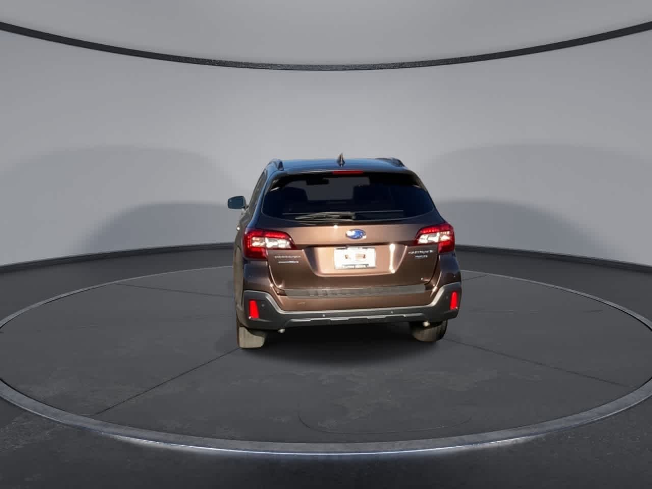 Used 2019 Subaru Outback 3.6R Touring w/ Popular Package #3A AWD/4WD image 8