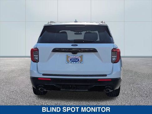 Certified 2023 Ford Explorer ST-Line w/ Class IV Trailer Tow Package image 4