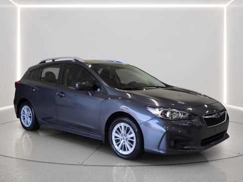 Used 2018 Subaru Impreza 2.0i Premium w/ Eyesight & BSD & Rcta AWD/4WD image 8