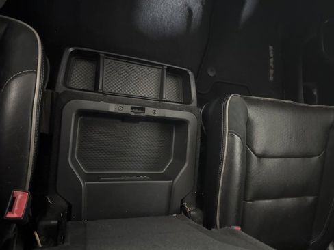 Used 2019 RAM 1500 Laramie image 30