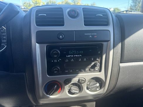 Used 2011 Chevrolet Colorado W/T image 30