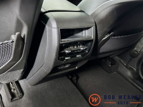 Used 2023 Jeep Grand Cherokee Laredo AWD/4WD image 32