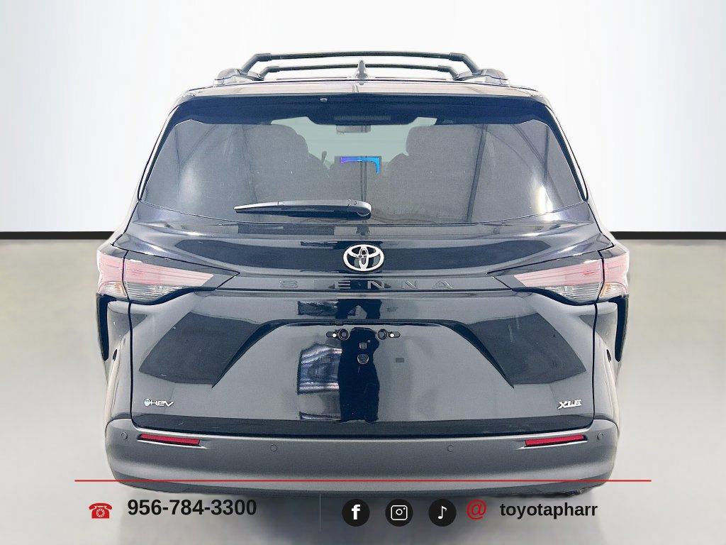 New 2026 Toyota Sienna XLE FWD image 6