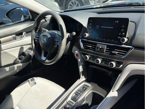 Used 2019 Honda Accord Hybrid image 6