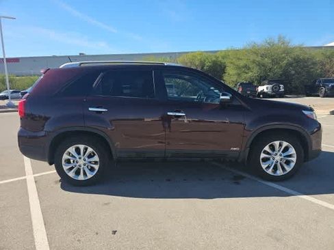 Used 2015 Kia Sorento EX image 4
