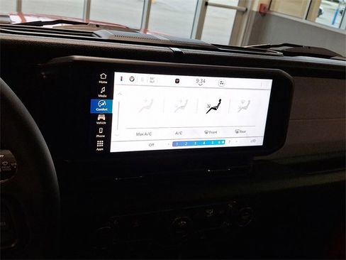 Used 2024 Jeep Wrangler Sport S image 17