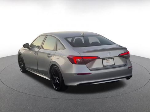 Used 2025 Honda Civic Sport image 11