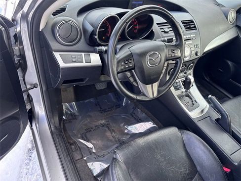 Used 2010 MAZDA MAZDA3 s Grand Touring image 9