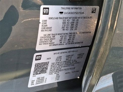 Certified 2025 Chevrolet Silverado 1500 LT image 32