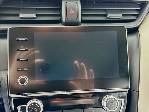 Used 2019 Honda Insight Touring image 13