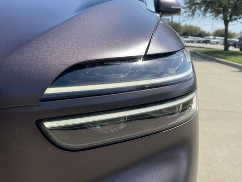 Used 2023 Genesis GV70 2.5T w/ Sport Prestige Package image 6