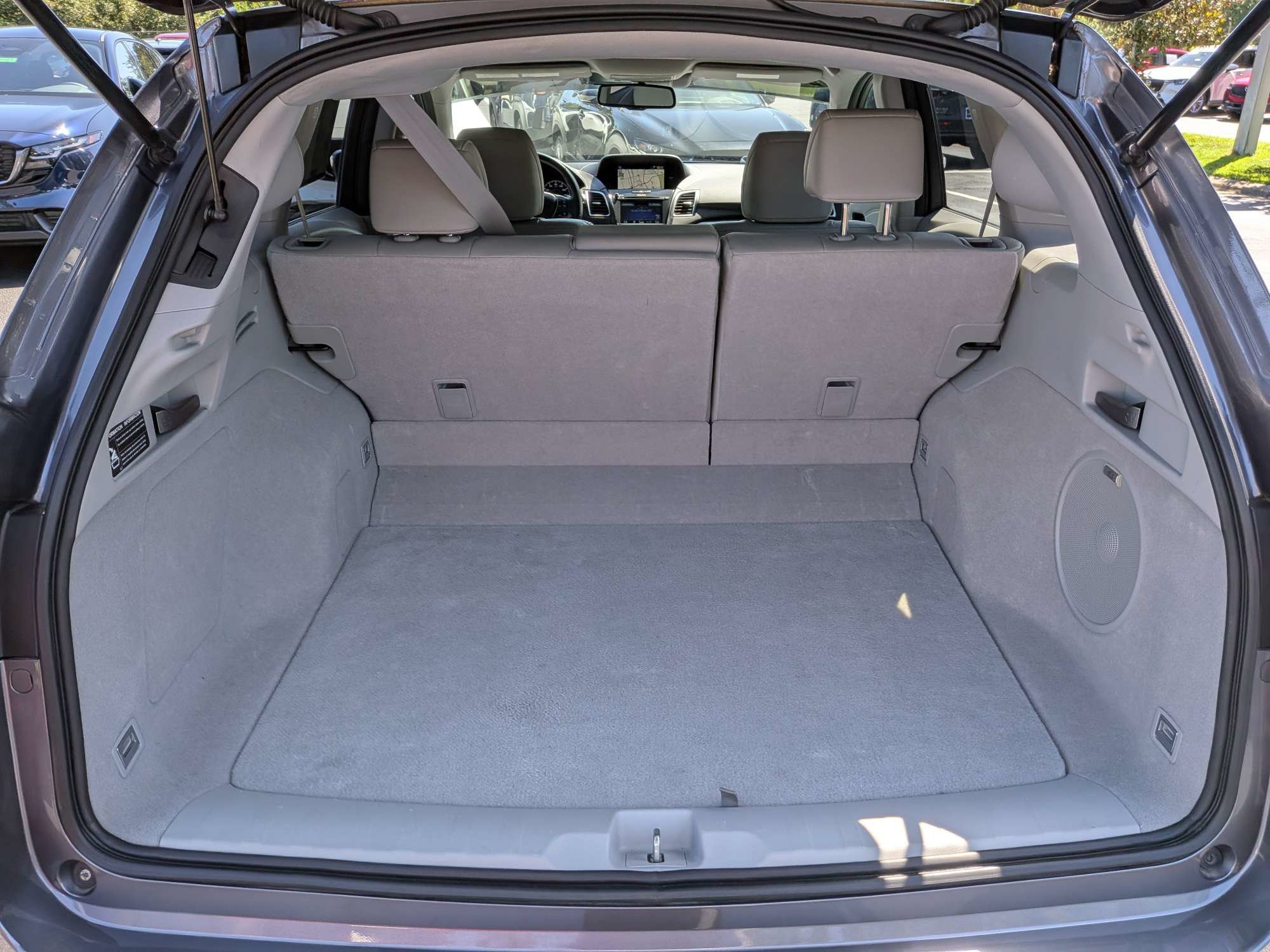 Used 2017 Acura RDX w/ Advance Package FWD image 13