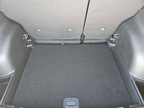 New 2026 Jeep Compass Latitude image 28