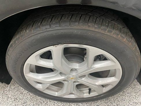 Used 2018 Chevrolet Volt Premier w/ Driver Confidence Package image 20