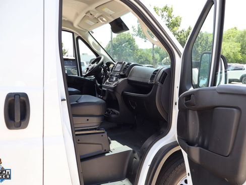 Used 2025 RAM ProMaster 2500 w/ Convenience Group FWD image 26