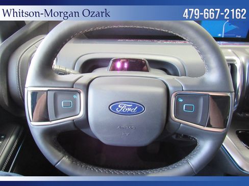 New 2026 Ford Expedition Platinum image 54