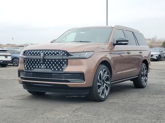 New 2026 Lincoln Navigator Black Label video 2