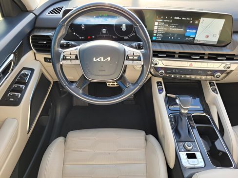 Used 2023 Kia Telluride SX Prestige image 17