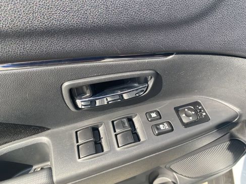 Used 2025 Mitsubishi Outlander Sport ES image 19