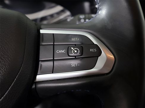 Used 2022 Jeep Compass Latitude w/ Convenience Group image 41