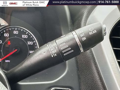 Used 2023 GMC Acadia SLE image 33