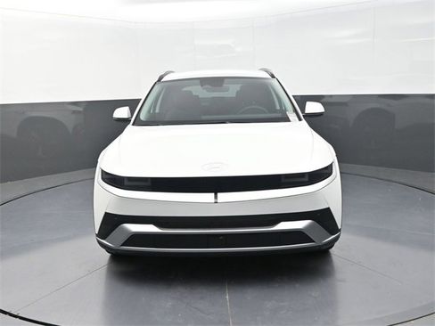 New 2025 Hyundai Ioniq 5 SEL image 3