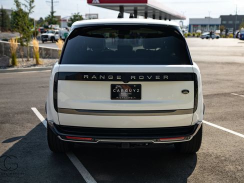 Used 2023 Land Rover Range Rover SE AWD/4WD image 11