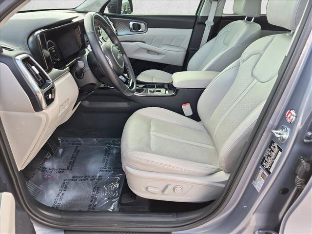 Used 2023 Kia Sorento SX AWD/4WD image 17