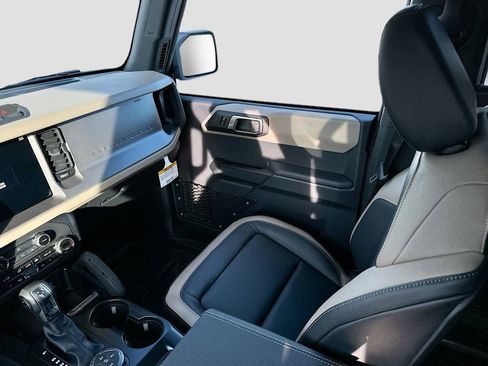 New 2025 Ford Bronco Big Bend w/ Black Diamond Package image 23