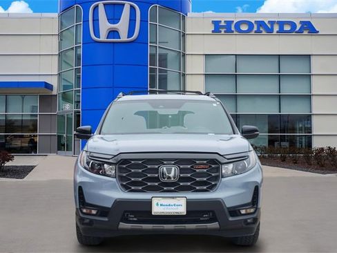 Certified 2024 Honda Passport TrailSport image 6