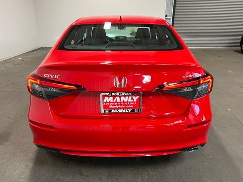 Used 2025 Honda Civic Sport image 4