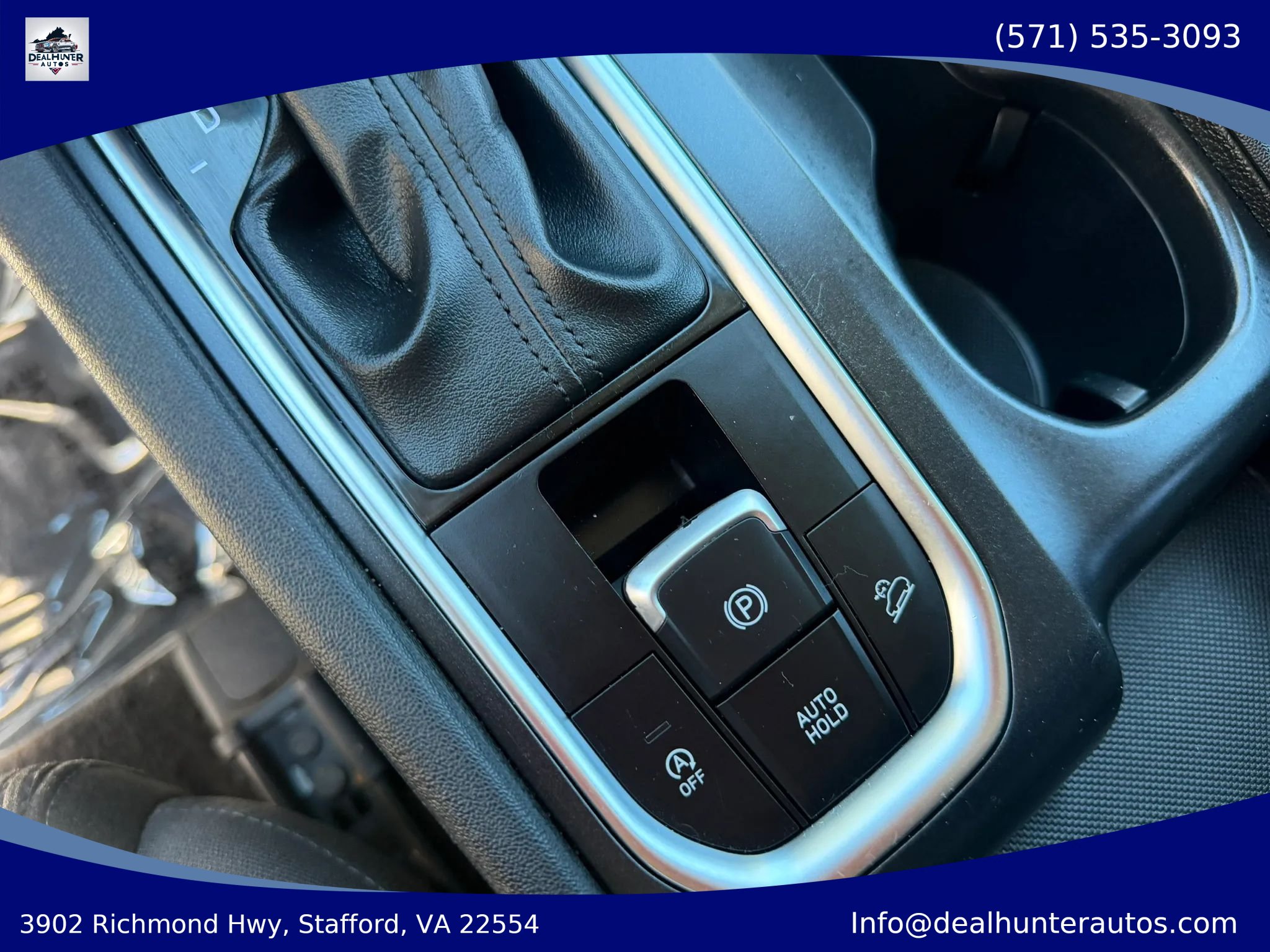 Used 2019 Hyundai Santa Fe SE AWD/4WD image 25