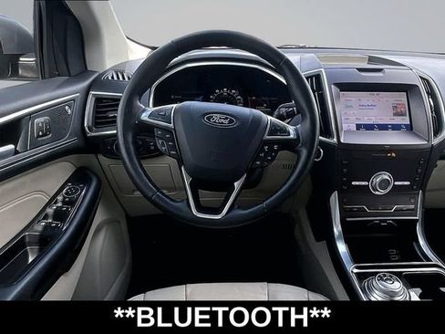 Used 2020 Ford Edge Titanium FWD image 10
