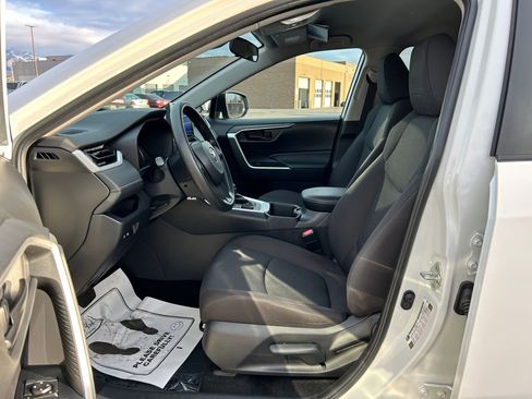 Certified 2023 Toyota RAV4 LE image 11