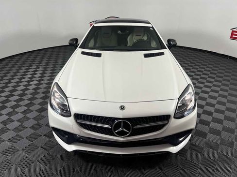 Used 2019 Mercedes-Benz SLC 300 w/ Premium Package image 12
